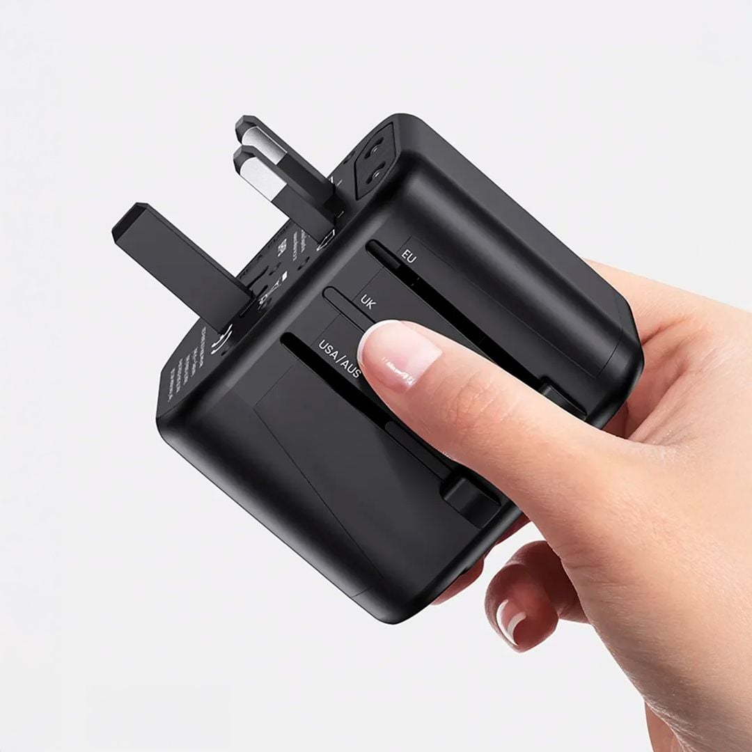 Multi-Port Power Adapter product thumbnail 4