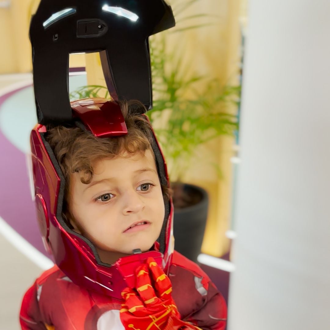 Iron Man Helmet product thumbnail 15