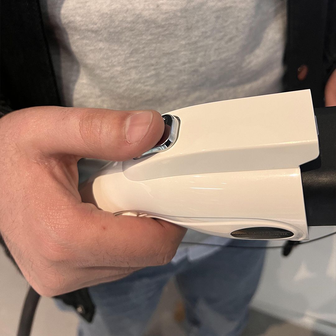 Volt Portable EV charger GB/T product thumbnail 13
