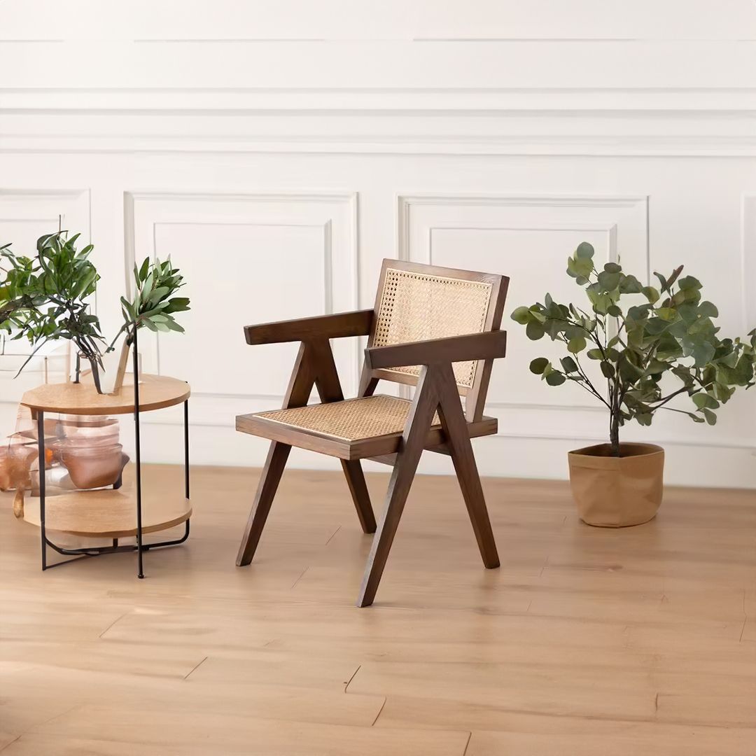Rattan Chair With Rustic Design product thumbnail 4