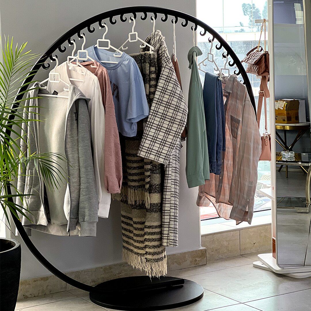 Circular Metal Clothes Rack product thumbnail 2