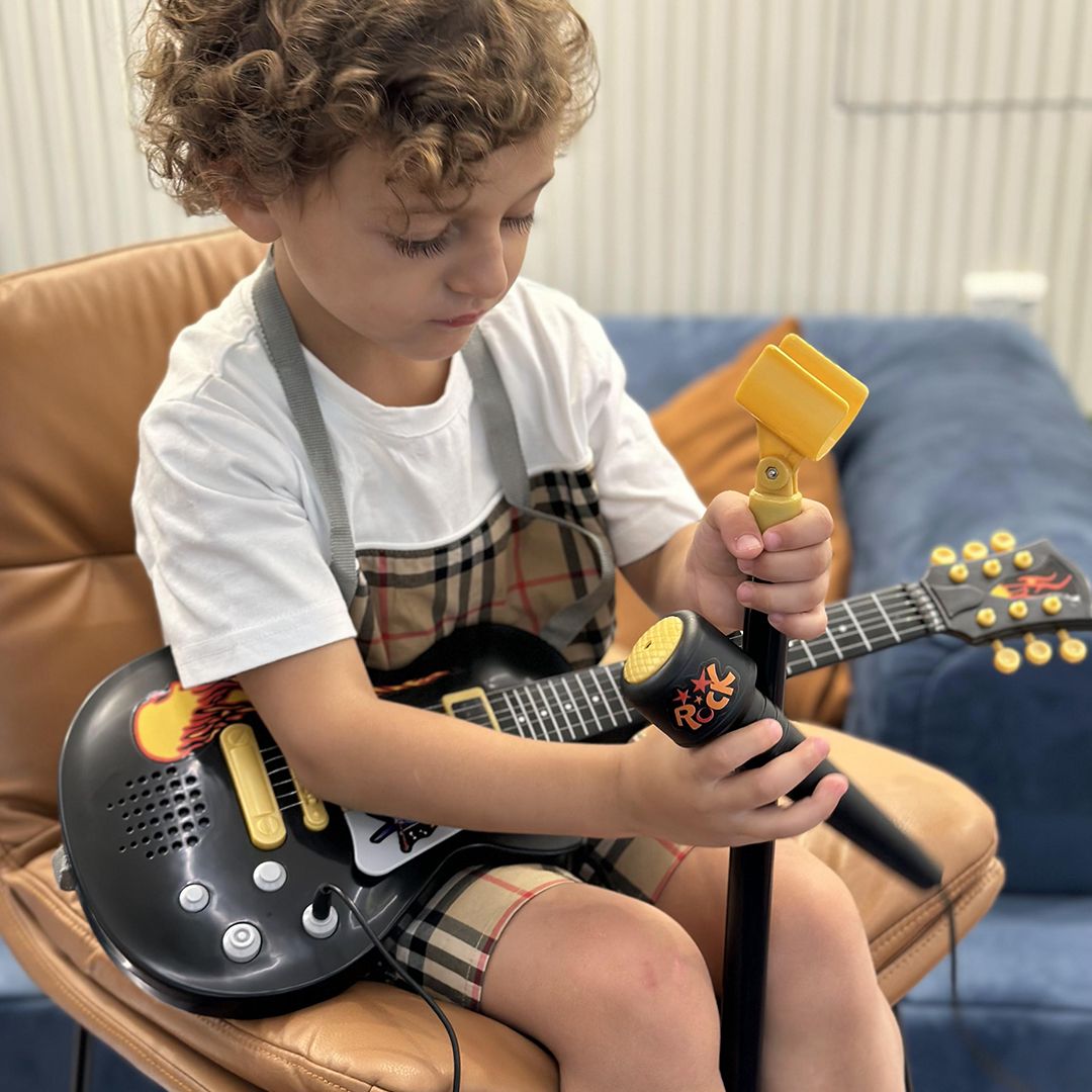 Guitar and Karaoke Microphone for Kids product thumbnail 17