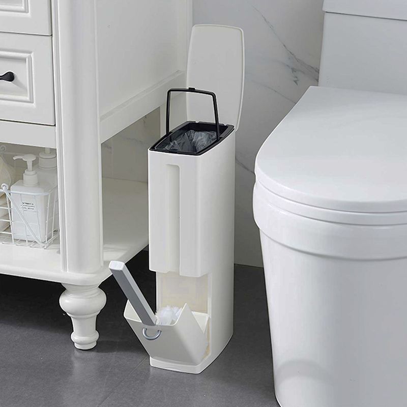 Trash Can with Cleaning Brush for the Bathroom product thumbnail 4