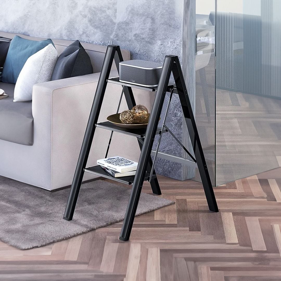 Three-Step Folding Ladder