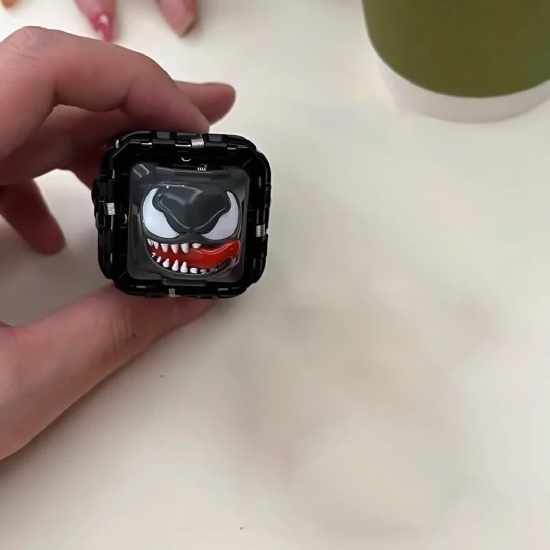 مكعبات اللعب حجرة ورقة مقص - 7