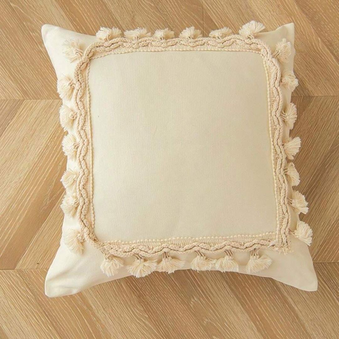 Cushion cover with tassels on all four sides product thumbnail 2