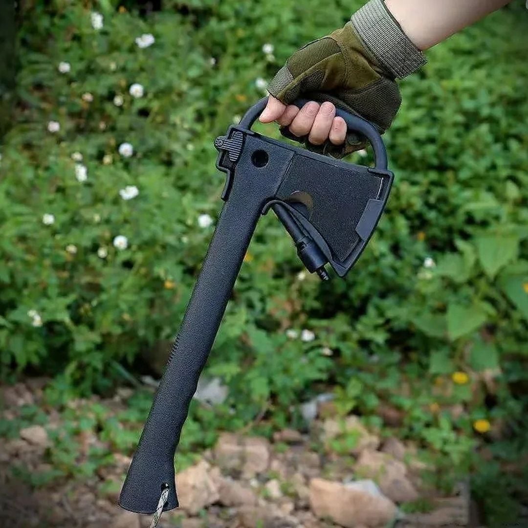 Camping Axe and Saw product thumbnail 3