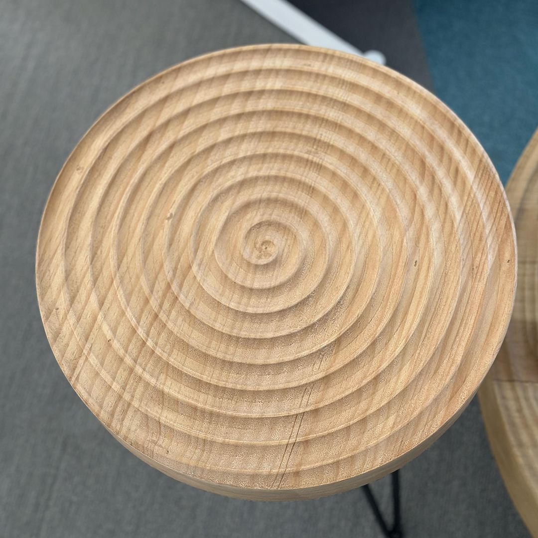 Round Coffee Table Set with Rustic Design product thumbnail 8