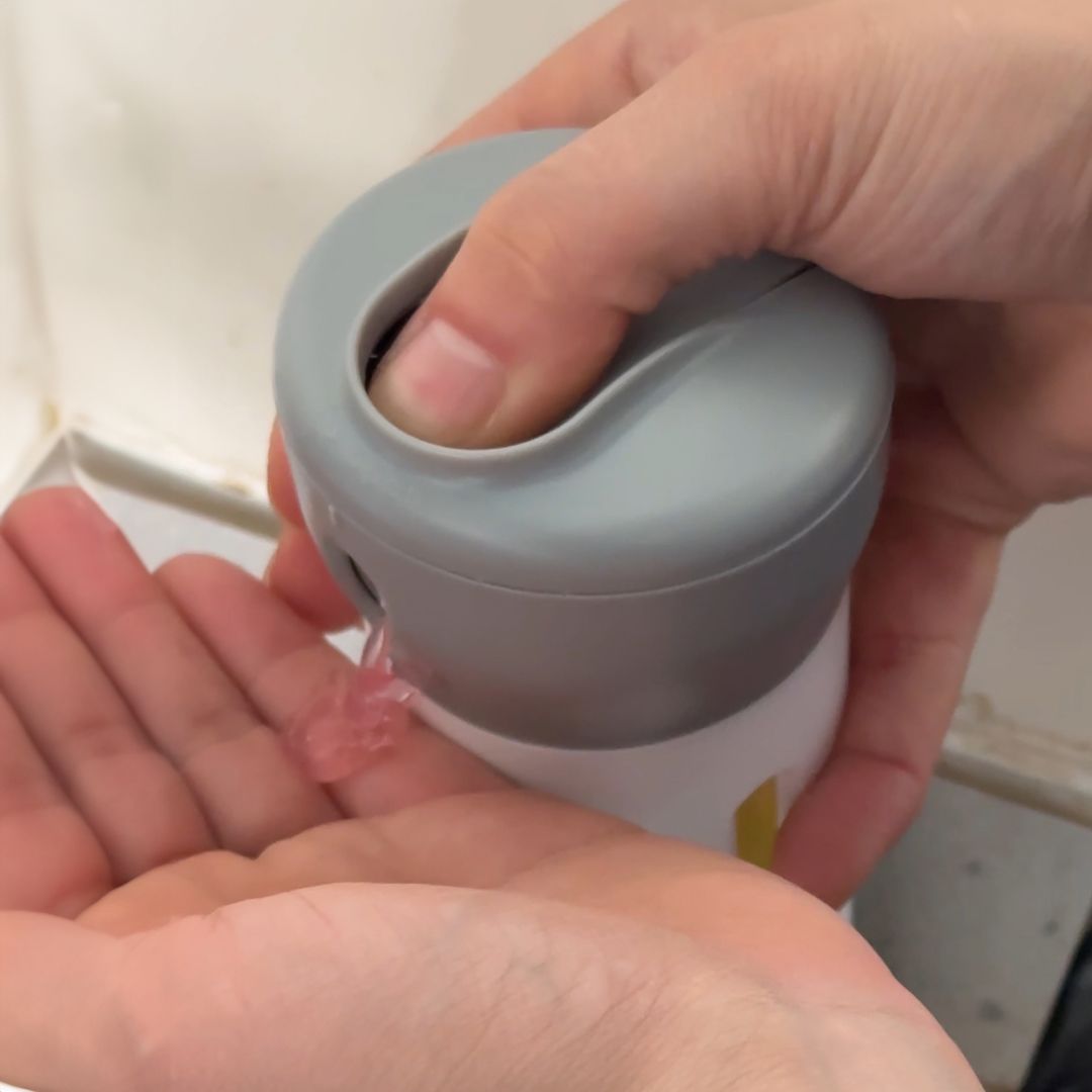 4 in 1 Shampoo And Cosmetic Dispenser product thumbnail 8
