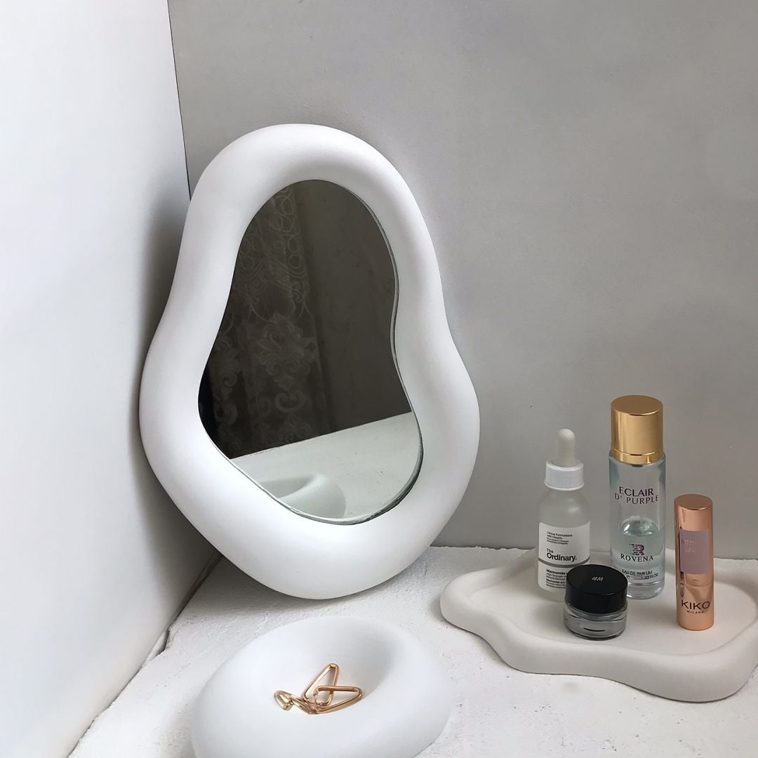 مراة محمولة بتصميم مموج - 1