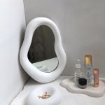 مراة محمولة بتصميم مموج - 1