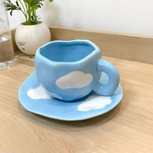 فنجان مع صحن بتصميم الغيمة - 2