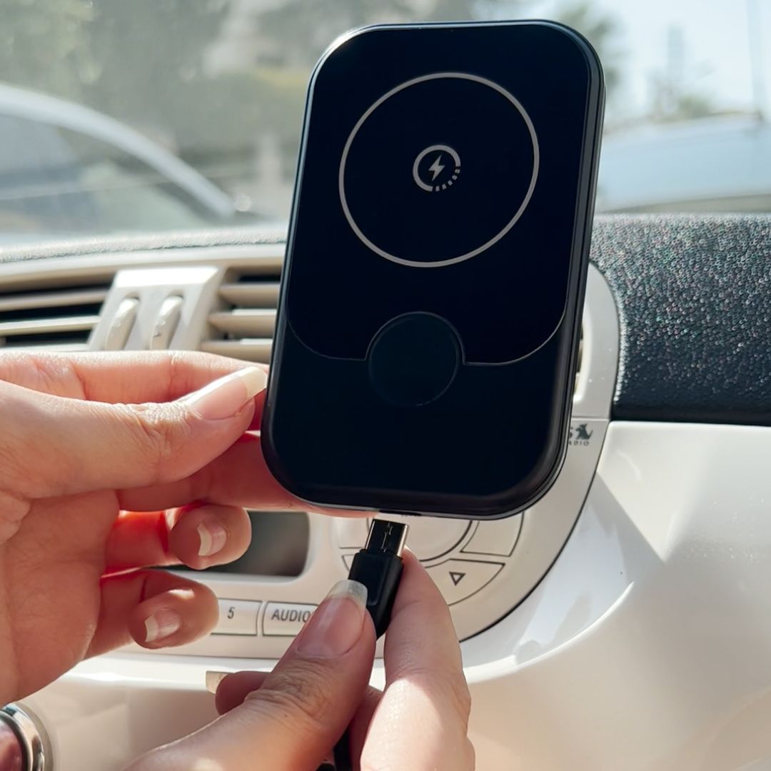 Wireless Magnetic Car Charger product thumbnail 5