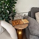 صينية ضيافة فاخرة مع عبارات مزخرفة من روح - 1