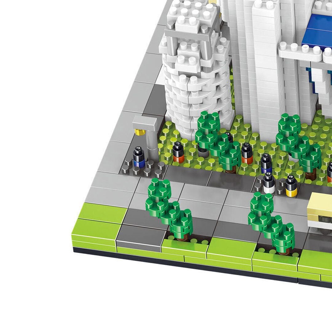 LEGO Santiago Bernabéu Stadium product thumbnail 9