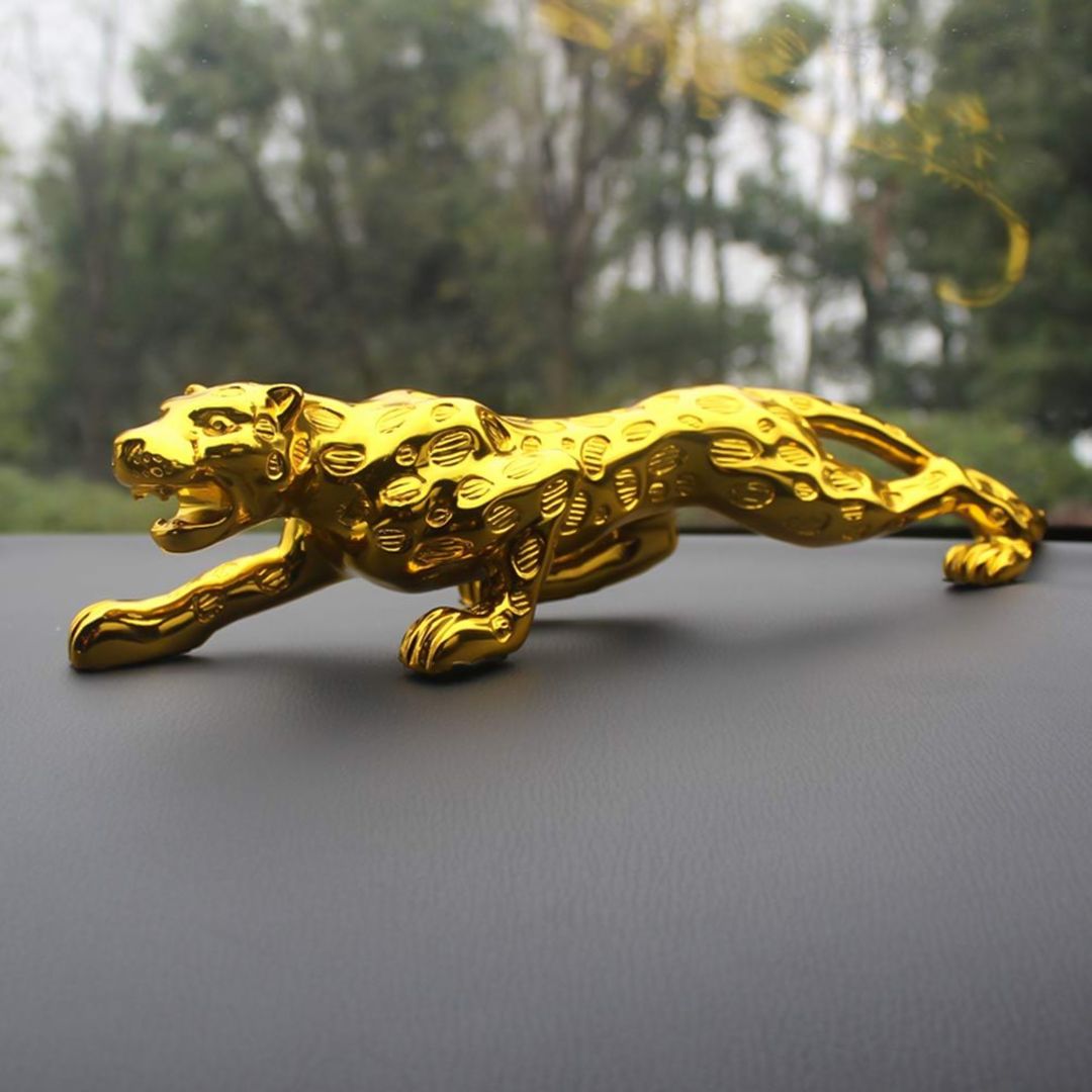 Golden Statue In The Shape Of A Leopard product thumbnail 13