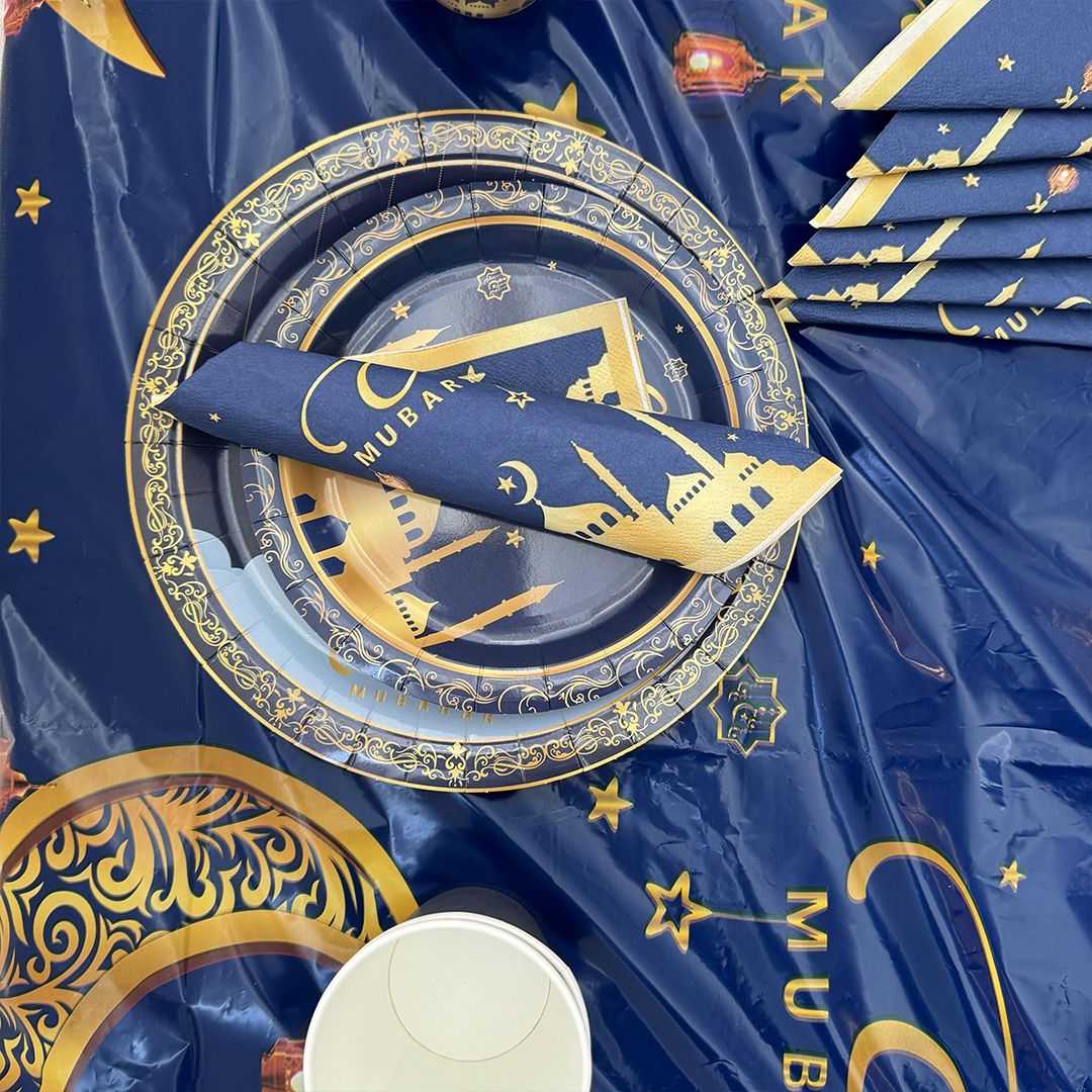 مجموعة أدوات المائدة للعيد - 169 قطعة - 8