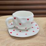 فنجان مع صحن مزخرف بالقلوب - 15