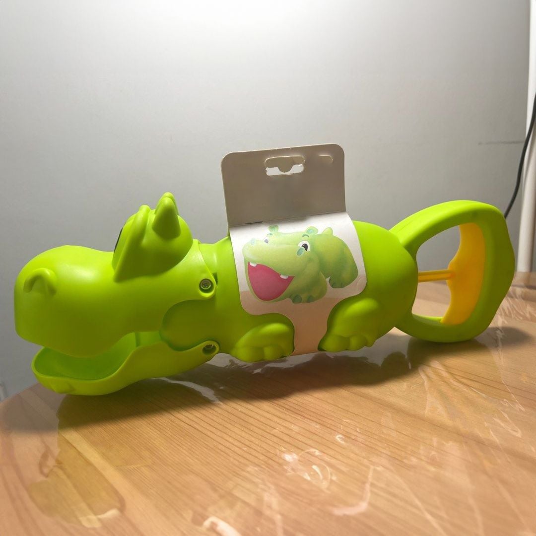 Hippo Shaped Sand Shovel product thumbnail 5