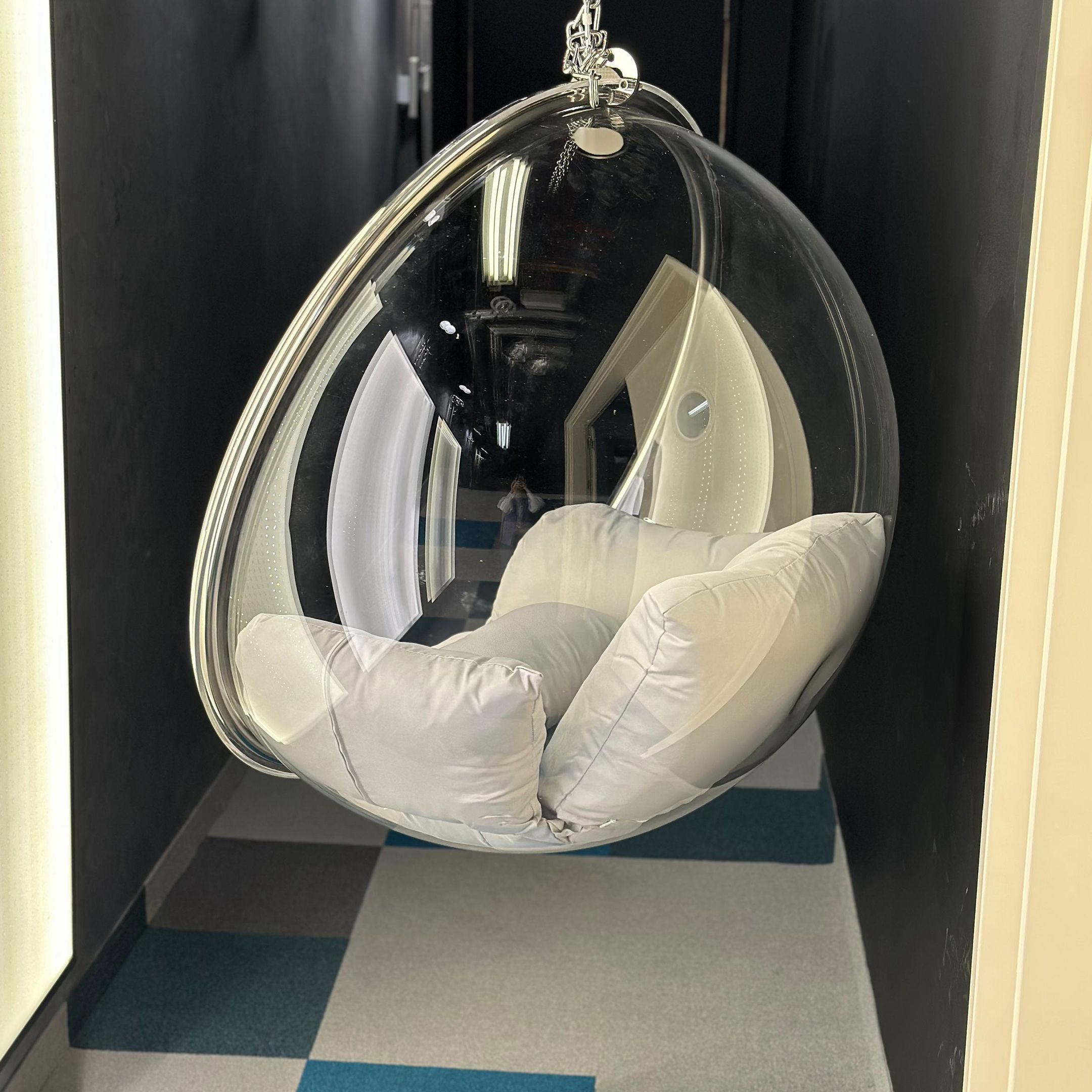 Hanging Bubble Chair product thumbnail 13