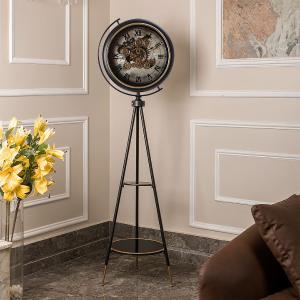 ساعة أرضية بتصميم تروس فني فاخر