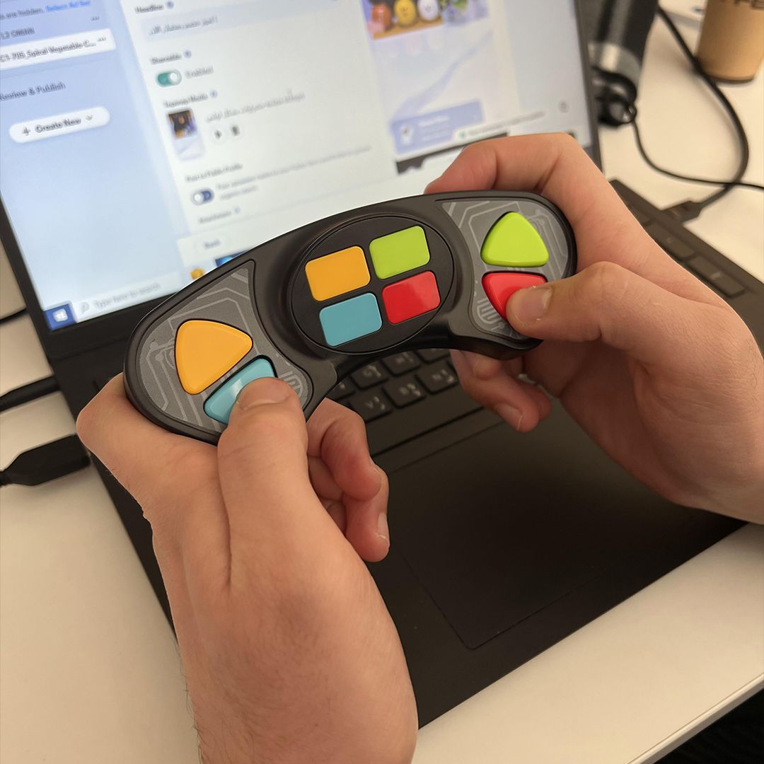 Electronic Memory Game product thumbnail 3