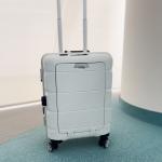 حقيبة سفر مع حامل للأكواب - 1