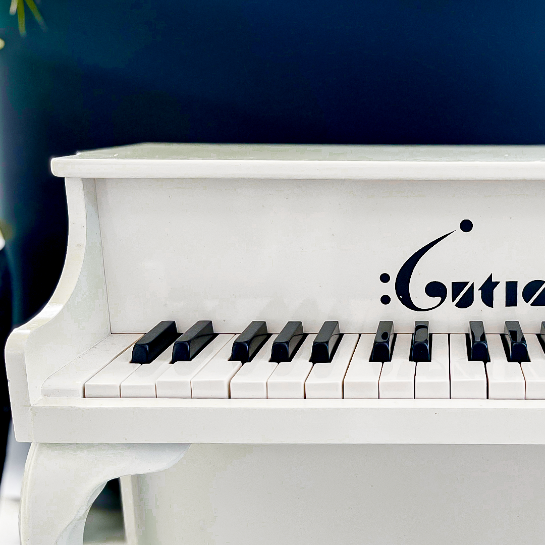 Wooden Piano with 49 Keys product thumbnail 13