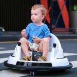 سيارة أطفال فضائية مع جهاز تحكم	 - 4