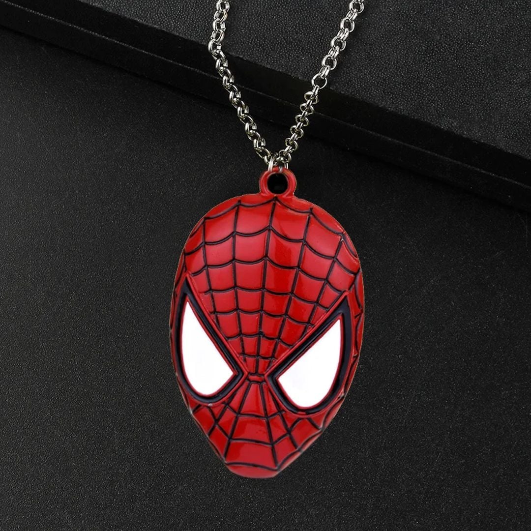 Marvel Super Heroes Necklace product thumbnail 6