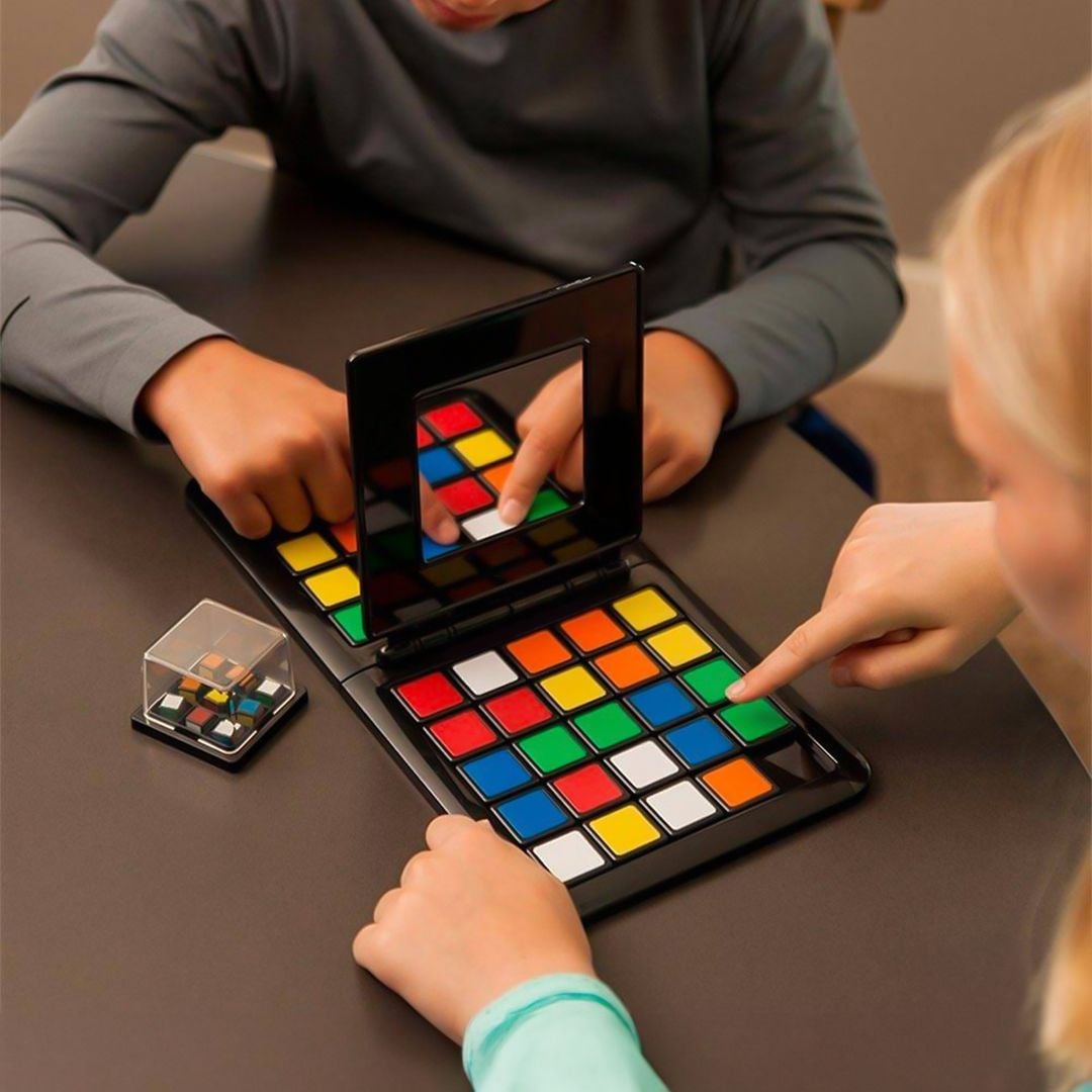 لعبة تحدي المكعبات السحرية - 1