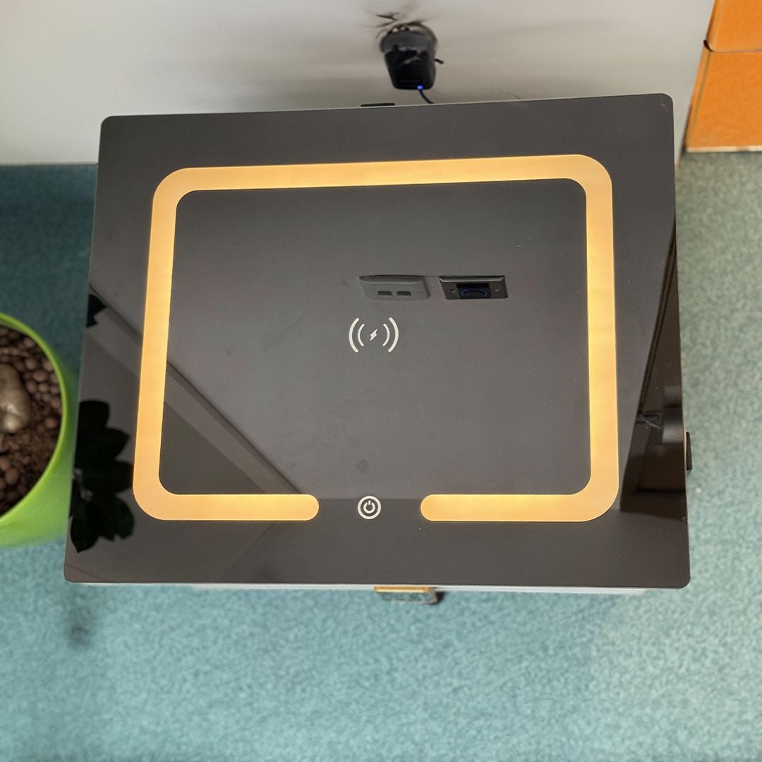 Marble Side Table with Wireless Charging product thumbnail 4