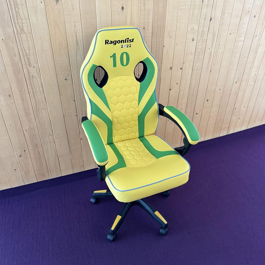 Gamers Chair With Adjustable Height product thumbnail 10