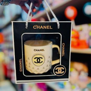 كوب بتصميم CHANEL - 2