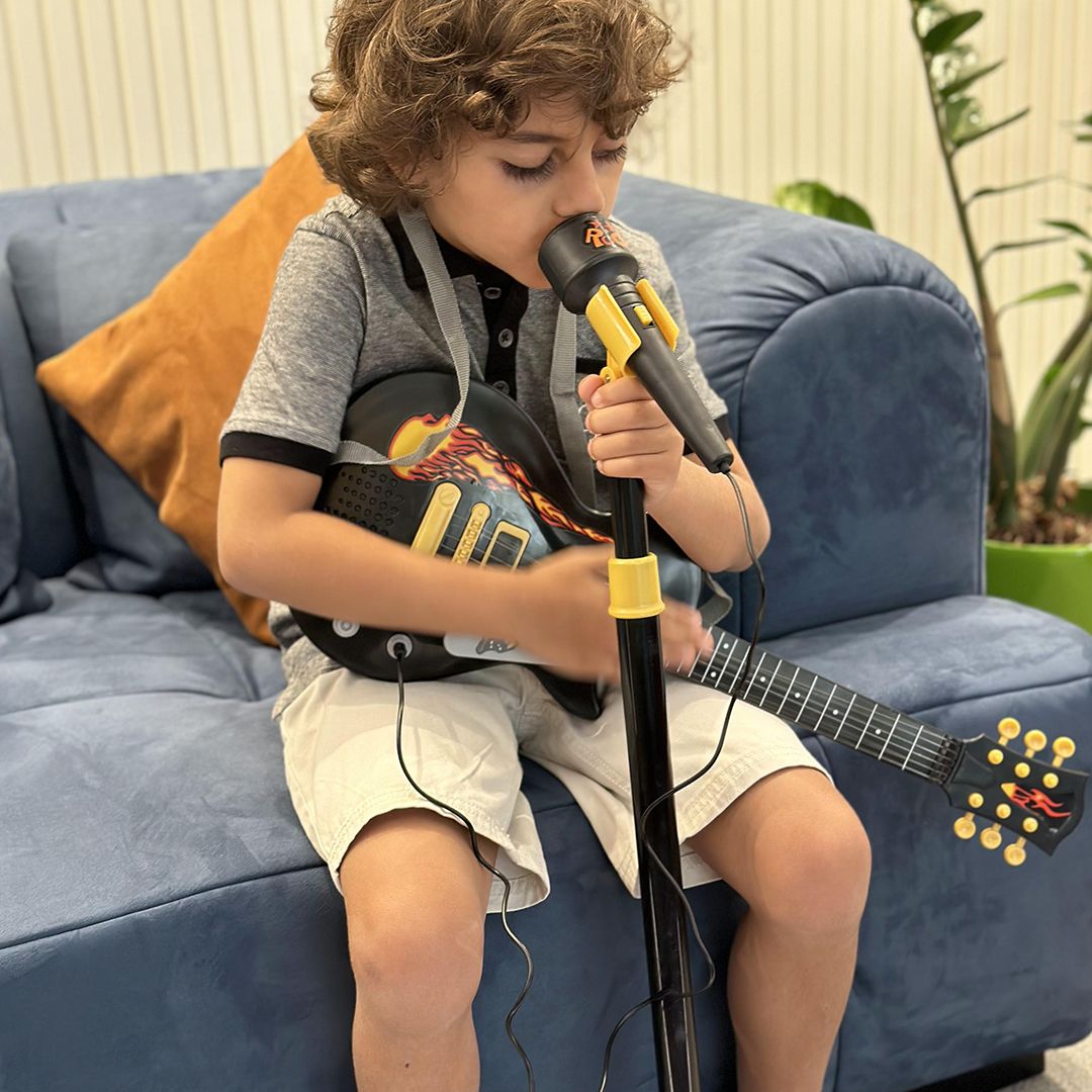 Guitar and Karaoke Microphone for Kids product thumbnail 20