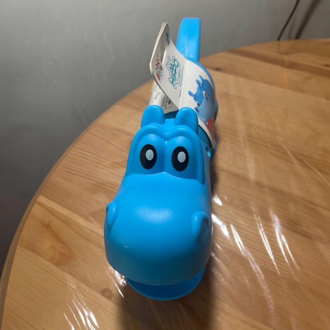 Hippo Shaped Sand Shovel product thumbnail 7