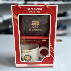 مج و محفظة بتصميم Barcelona - 2