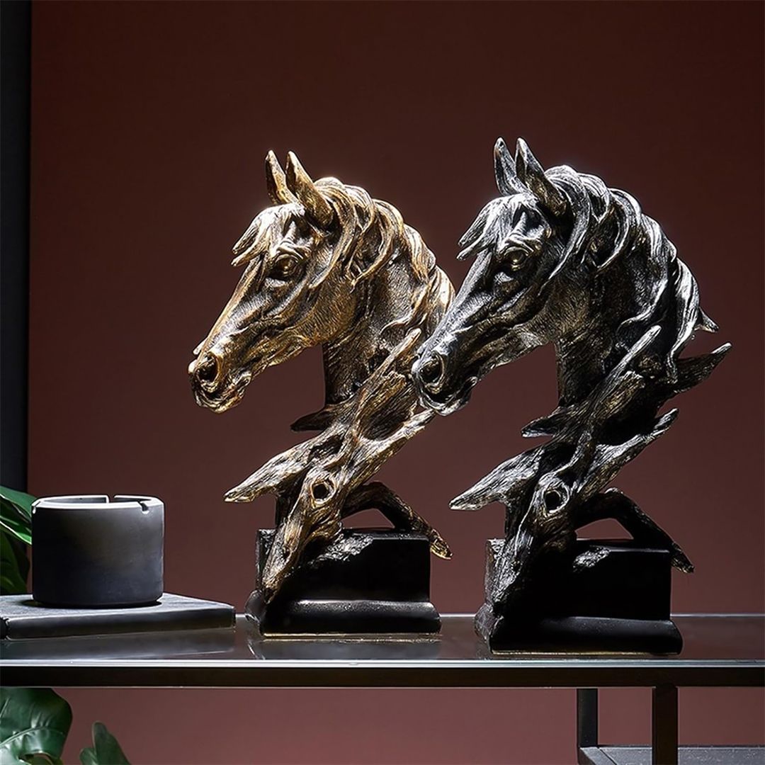 Carved horse head statue product thumbnail 15