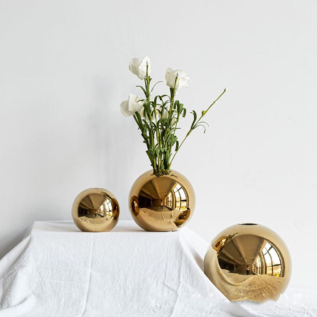 Golden Balls Decorative Vases product thumbnail 2
