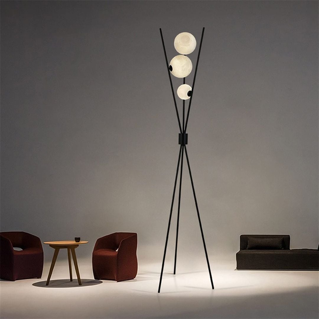 3D Design Tripod Lamp product thumbnail 10