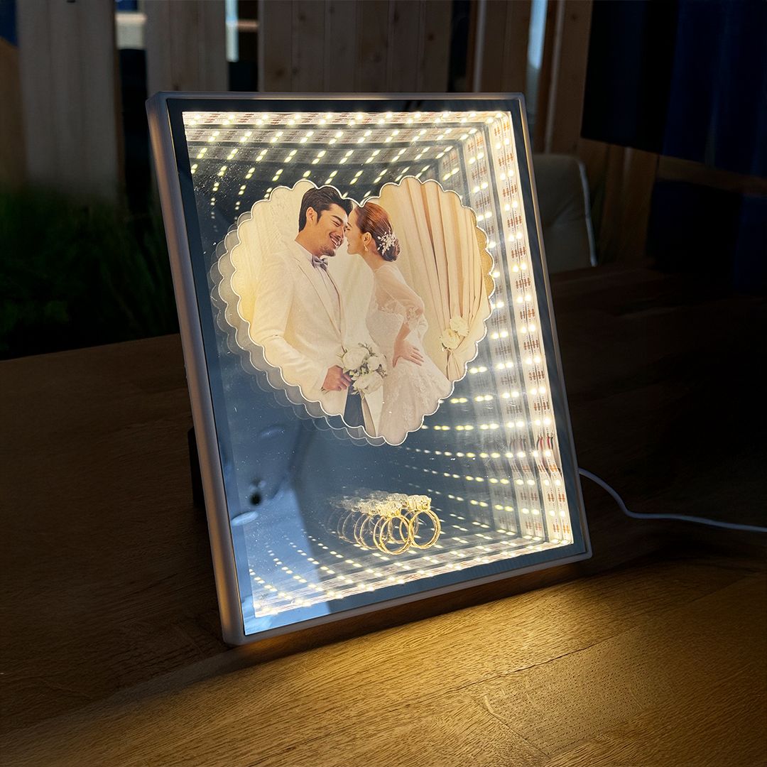 3D Heart Shaped Illuminated Photo Frame - 25 cm product thumbnail 3