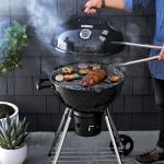 شواية الفحم للرحلات بغطاء علوي 92 سم