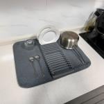 رف وبساط تجفيف الأطباق - 15