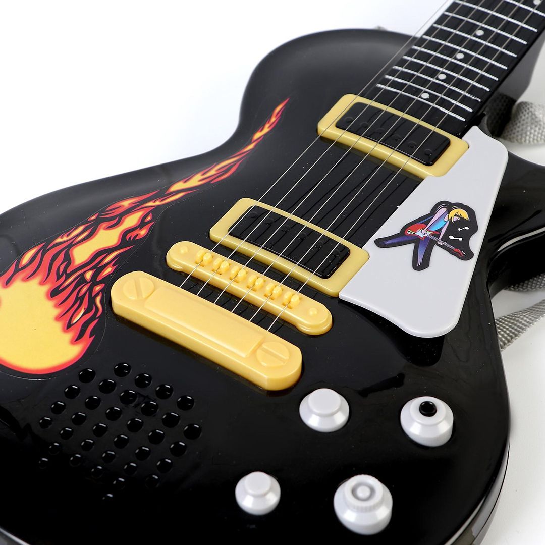 Guitar and Karaoke Microphone for Kids product thumbnail 4