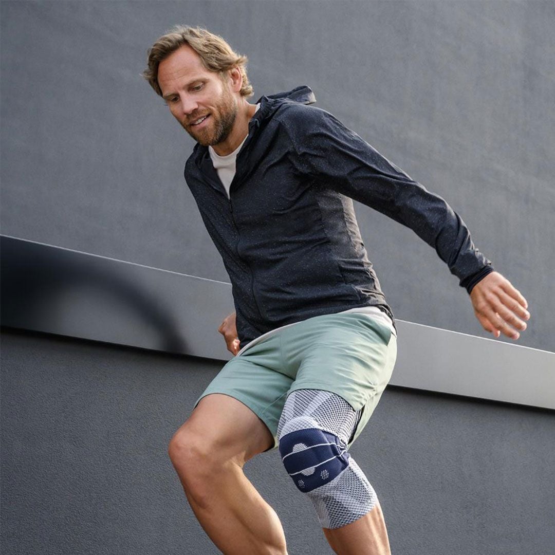 Bauerfeind Genutrain Knee Support - 16