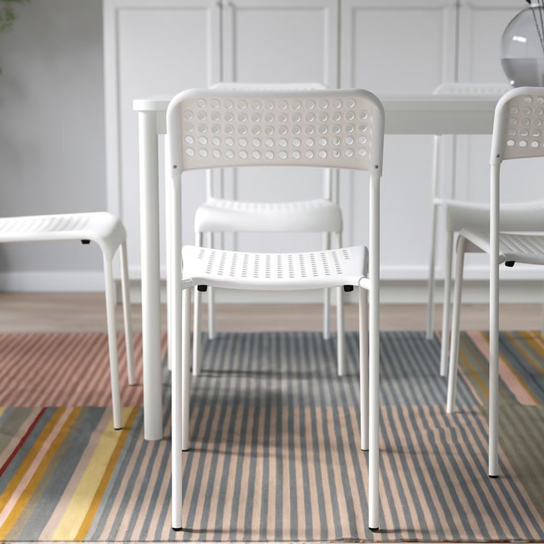 White lounge chair product thumbnail 5