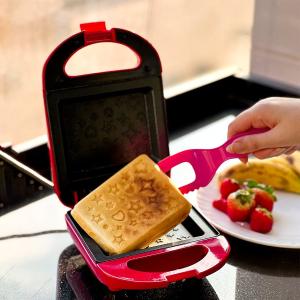 Electric Sandwich & Waffle Maker - 1