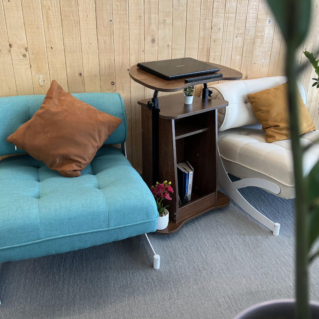 Table and Desk with Adjustable Height product thumbnail 3