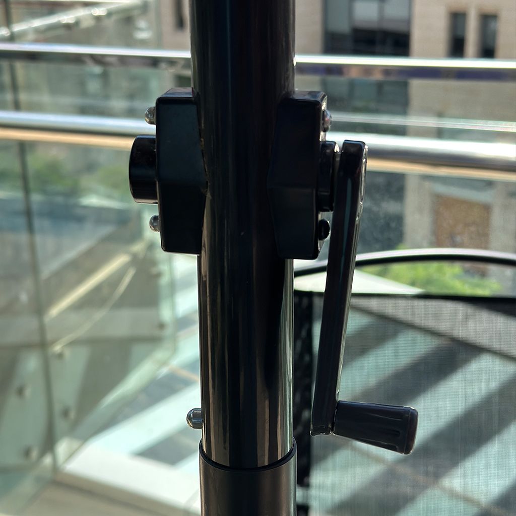 جلسة حديقة بأربعة كراسي ومظلة - 2