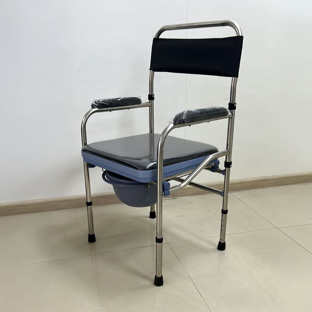 كرسي حمام طبي متنقل - 5